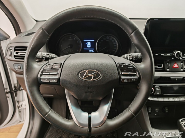 Hyundai i30 1.5 T-GDI Mild Hybrid kom 2022