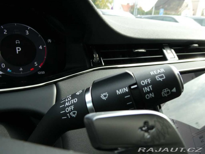 Land Rover Range Rover Evoque 2,0 S D165 *ZIMNÍ SADA ZD 2026