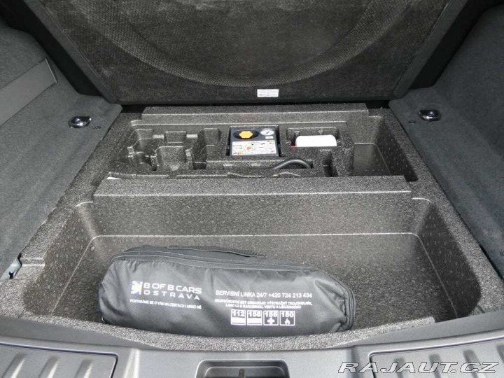 Land Rover Range Rover Evoque 2,0 S D165 *ZIMNÍ SADA ZD 2025
