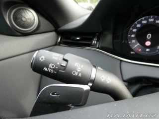 Land Rover Range Rover Evoque 2,0 S D165 *ZIMNÍ SADA ZD 2025