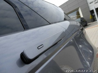 Land Rover Range Rover Evoque 2,0 S D165 *ZIMNÍ SADA ZD 2025