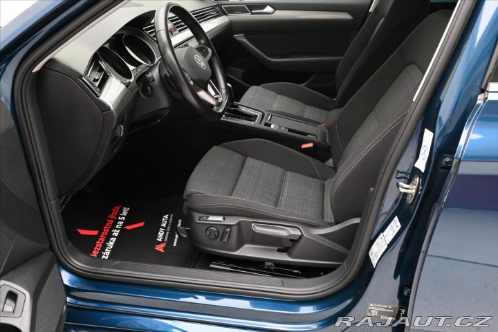 Volkswagen Passat 2,0 TDI 110 kW DSG Busine 2022