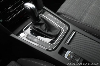 Volkswagen Passat 2,0 TDI 110 kW DSG Busine 2022