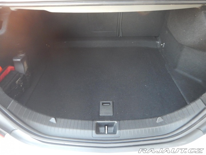 Mercedes-Benz CLA 1,6i 2015