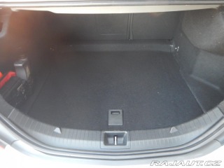 Mercedes-Benz CLA 1,6i 2015