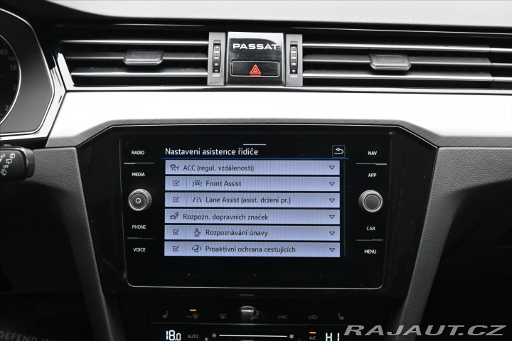 Volkswagen Passat 2,0 TDI 110 kW DSG Busine 2022