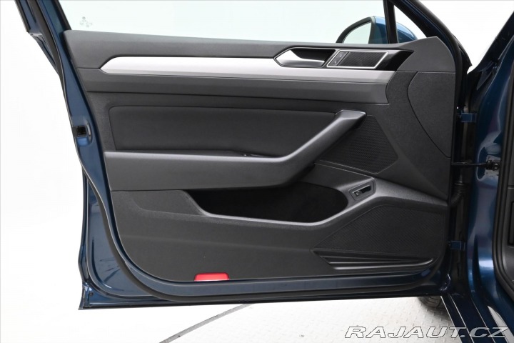 Volkswagen Passat 2,0 TDI 110kW BUSINESS DS 2022