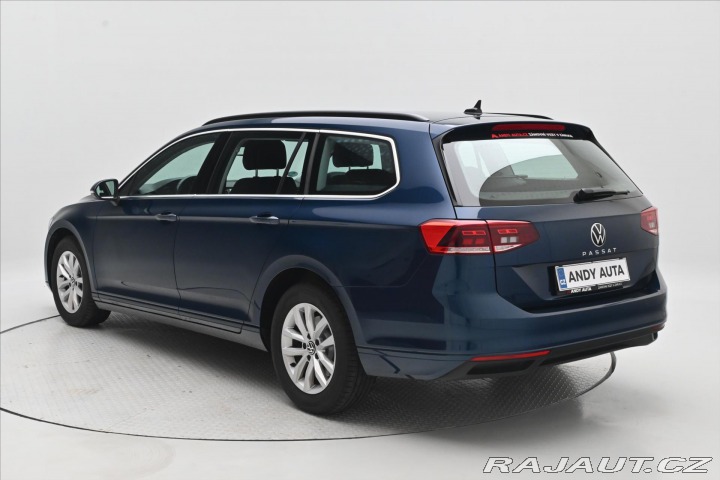Volkswagen Passat 2,0 TDI 110 kW DSG Busine 2022