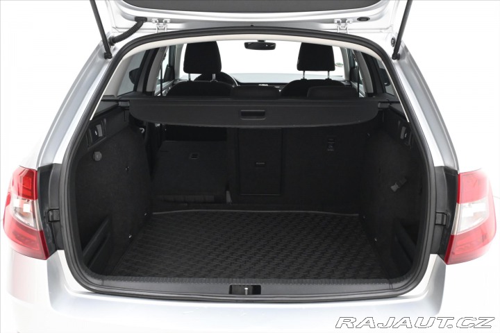 Škoda Octavia 2,0 TDI 110kW STYLE DSG Z 2020