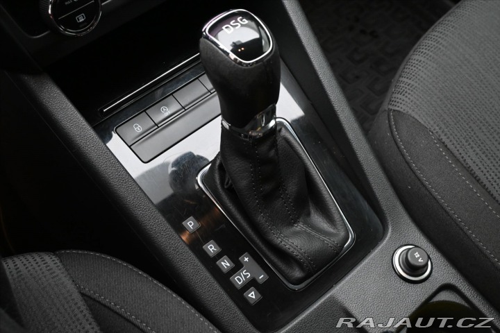 Škoda Octavia 2,0 TDI 110kW STYLE DSG Z 2020