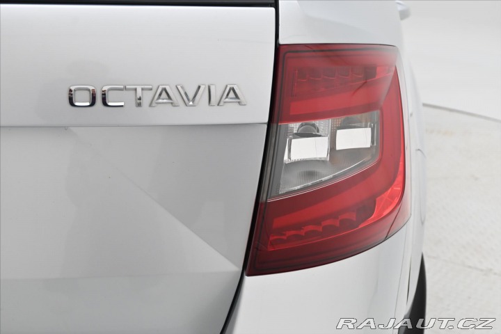 Škoda Octavia 2,0 TDI 110kW STYLE DSG Z 2020