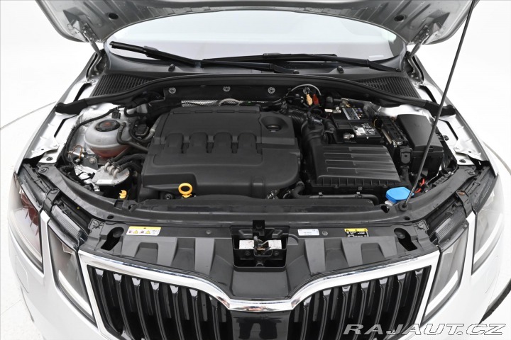 Škoda Octavia 2,0 TDI 110kW STYLE DSG Z 2020