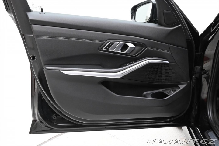 BMW 3 2,0 320d 140kW AT8 Záruka 2020