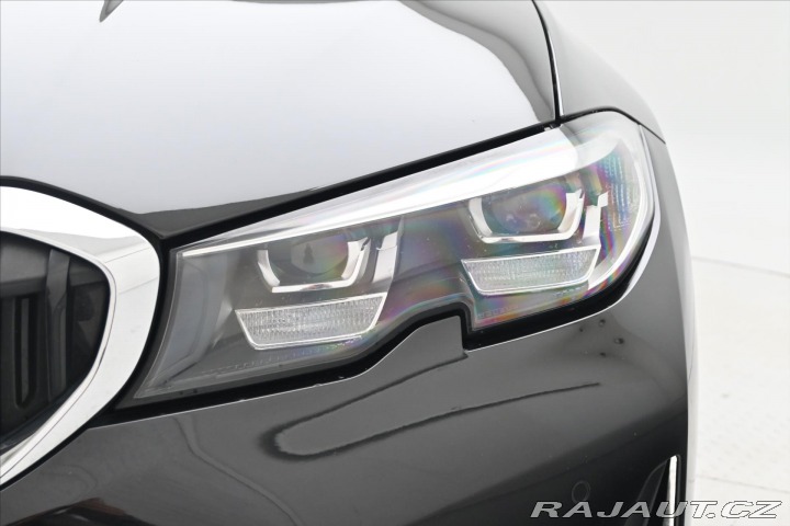 BMW 3 2,0 320d 140 kW AT8 Záruk 2020