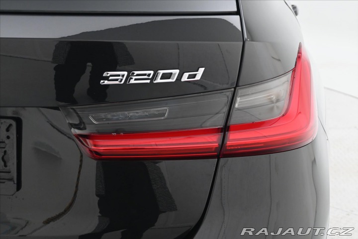 BMW 3 2,0 320d 140 kW AT8 Záruk 2020