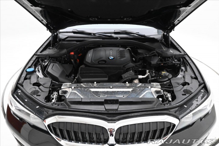 BMW 3 2,0 320d 140 kW AT8 Záruk 2020