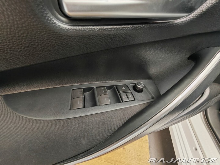 Toyota Corolla 1.8 Hybrid Active sedan 2022