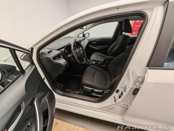 Toyota Corolla 1.8 Hybrid Active sedan 2022
