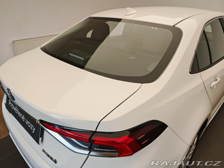Toyota Corolla 1.8 Hybrid Active sedan 2022