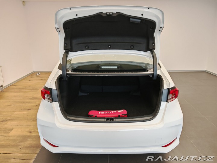 Toyota Corolla 1.8 Hybrid Active sedan 2022