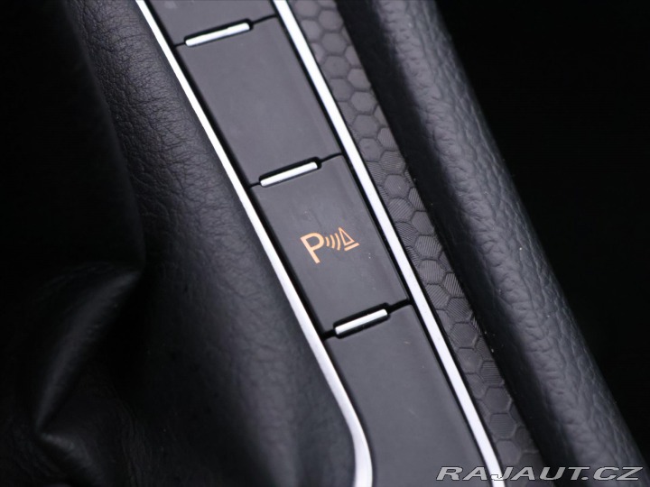 Volkswagen Golf 2,0 TSI 169kW GTI Perform 2015