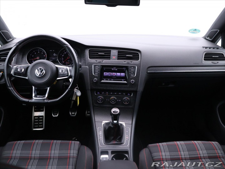 Volkswagen Golf 2,0 TSI 169kW GTI Perform 2015