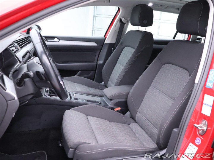 Volkswagen Passat 2,0 TDI DSG Business Pano 2021