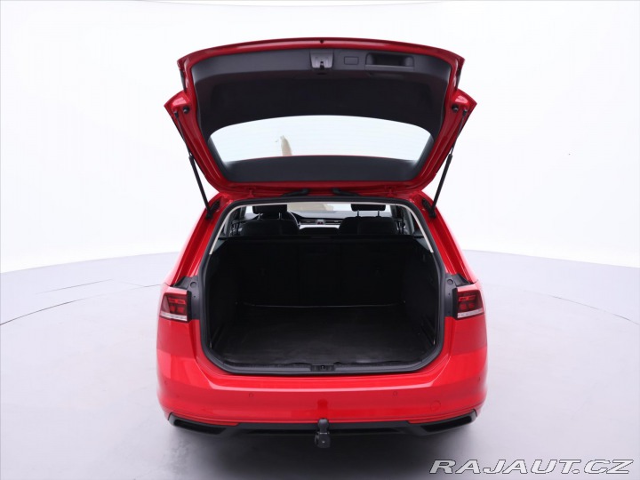 Volkswagen Passat 2,0 TDI DSG Business Pano 2021