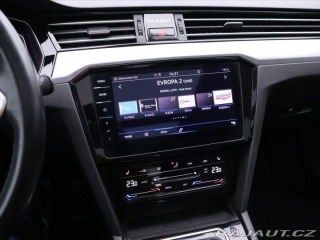 Volkswagen Passat 2,0 TDI DSG Business Pano 2021