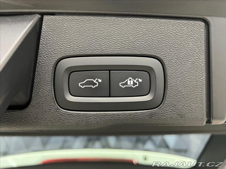 Volvo XC60 T6 AWD RECHARGE, WEBASTO, 2021