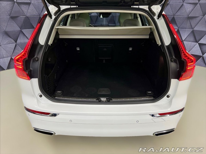 Volvo XC60 T6 AWD RECHARGE, WEBASTO, 2021