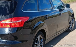 Ford Focus 1,0   EcoBoost 92kw benzí 2024