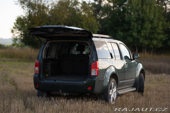 Nissan Pathfinder 2,5   DCI 2007