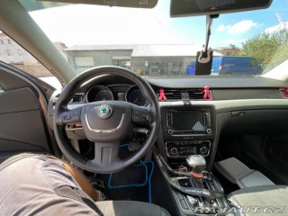 Škoda Superb 2,0 2 2010