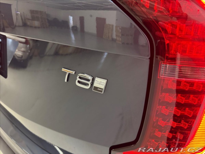 Volvo XC90 2,0 T8 AWD Plus Dark 8805 2025