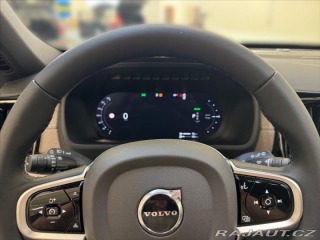 Volvo XC90 2,0 T8 AWD Plus Dark 8805 2025