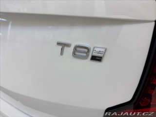 Volvo XC90 2,0 T8 AWD Plus Dark 9875 2025