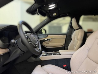 Volvo XC90 2,0 B5 AWD Dark Plus 2132 2025