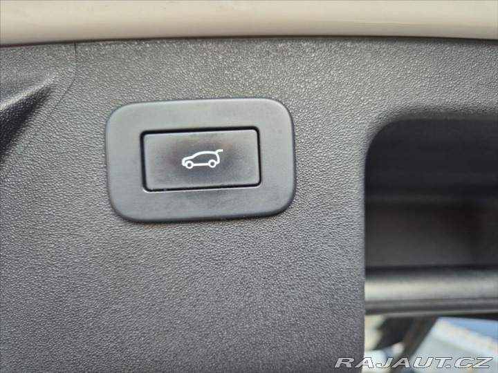 Land Rover Discovery Sport 2,0 P200 SE R-Dynamic 2022