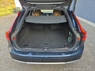Volvo V90 2,0 Cross Country B4 AWD 2024