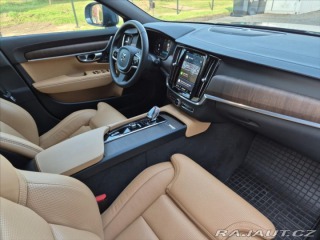 Volvo V90 2,0 Cross Country B4 AWD 2024