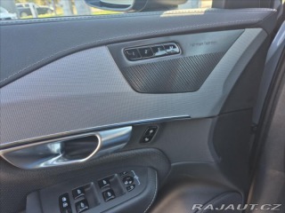 Volvo XC90 2,0 T8 AWD Plus Dark 2024