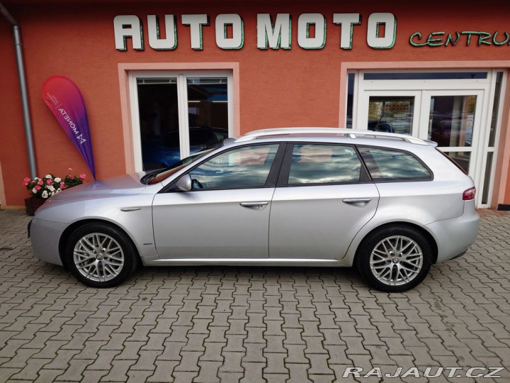 Alfa Romeo Ostatní modely TBi 147 kW 2009