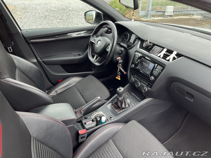 Škoda Octavia RS Combi Challenge 2014