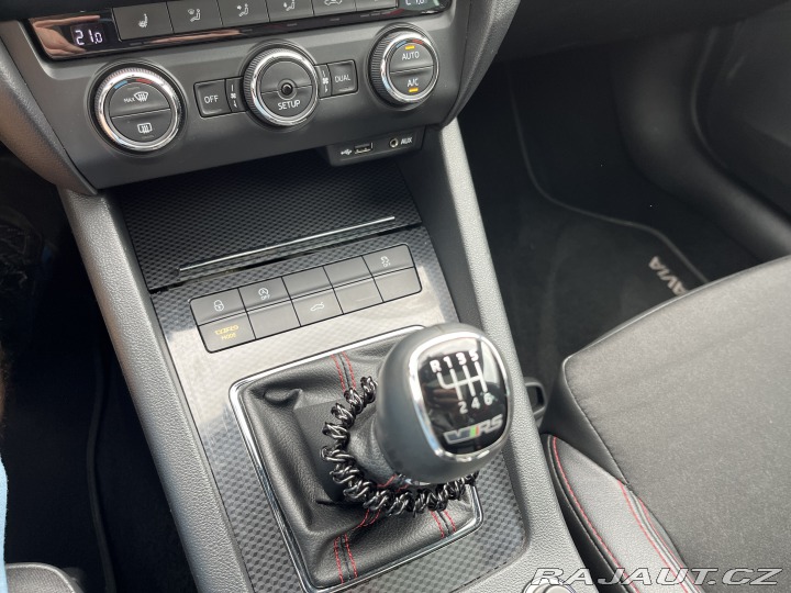 Škoda Octavia RS Combi Challenge 2014