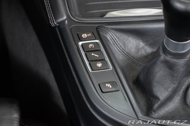 BMW M4 F83 M4 MANUÁL*HEAD-UP*HAR 2014