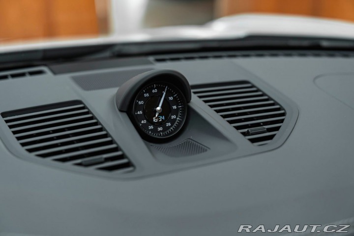 Porsche 911 Carrera 4 GTS Cabriolet, 2023