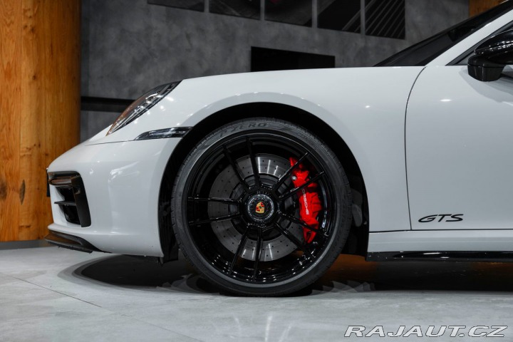 Porsche 911 Carrera 4 GTS Cabriolet, 1800