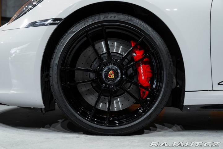 Porsche 911 Carrera 4 GTS Cabriolet, 1800