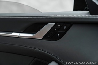 Porsche 911 Carrera 4 GTS Cabriolet, 2023